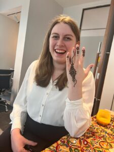 Henna tattoo artist in Melbourne Bellydance